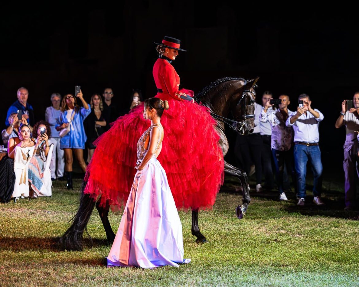 Gran Galà Scuderia Marina: moda, musica e spettacolo a Ozzero